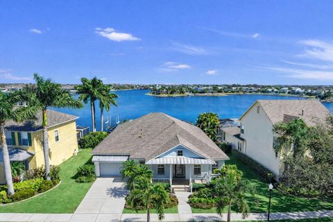 Photo of 5237 Brighton Shore Drive, Apollo Beach, FL 33572 (MLS # O6385201)