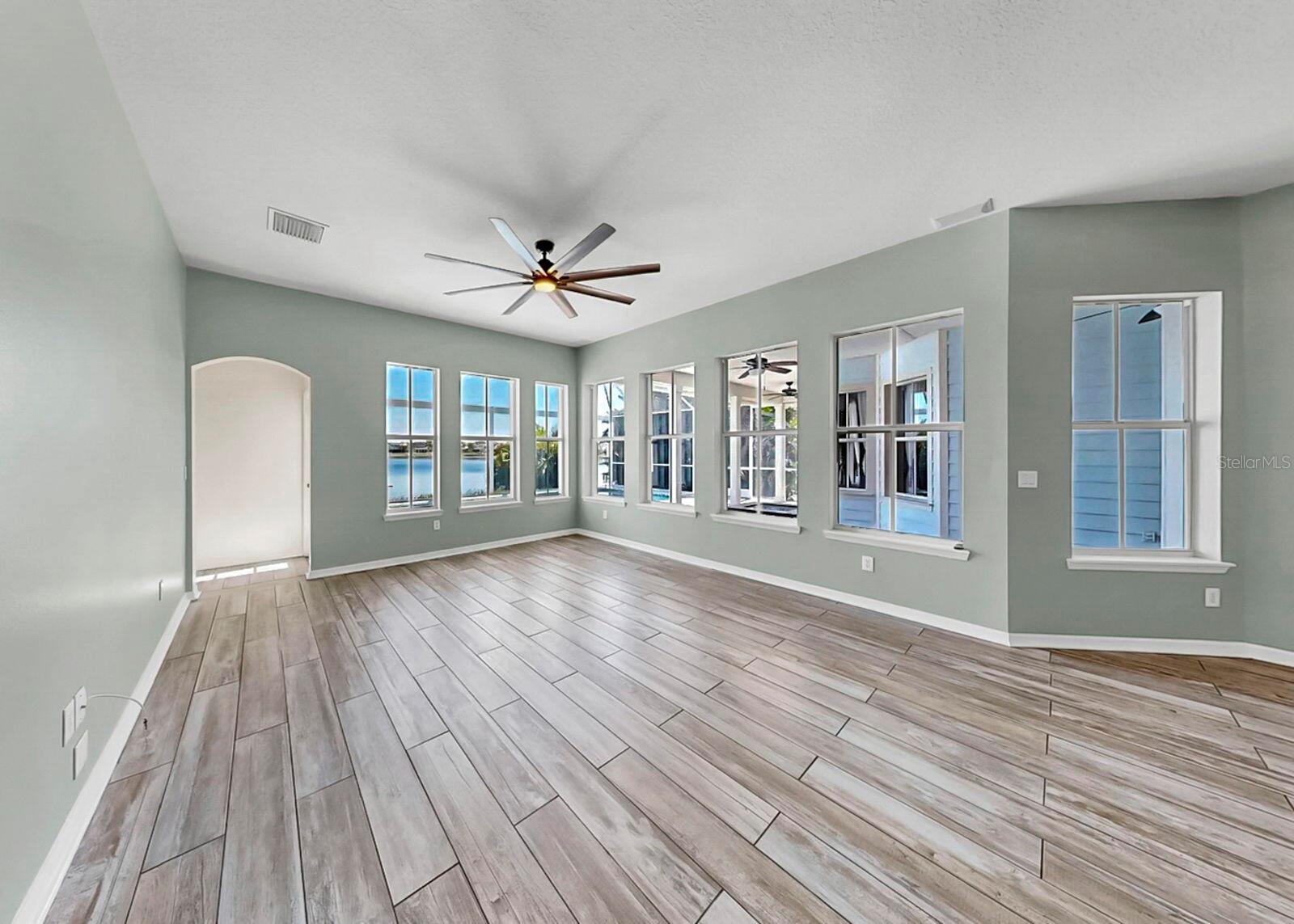 MIRABAY PH 3A-1 - Residential