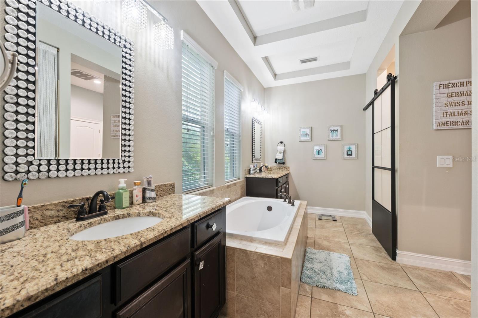 FISHHAWK RANCH TOWNCENTER PHAS - Residential