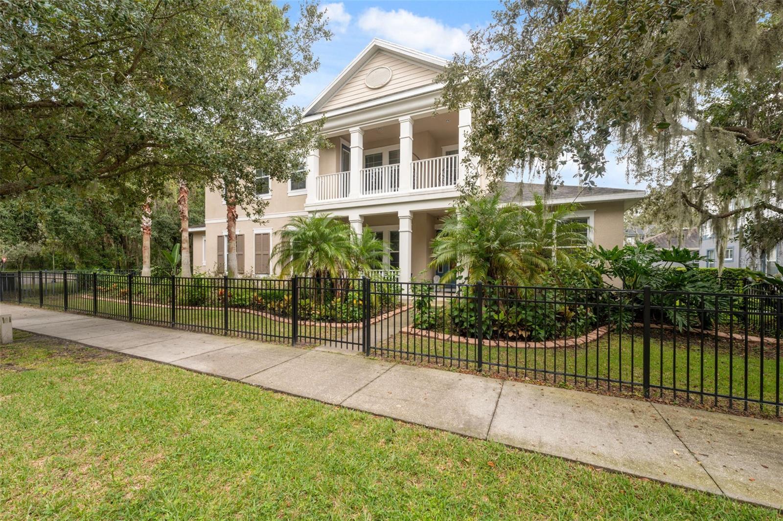 FISHHAWK RANCH TOWNCENTER PHAS - Residential