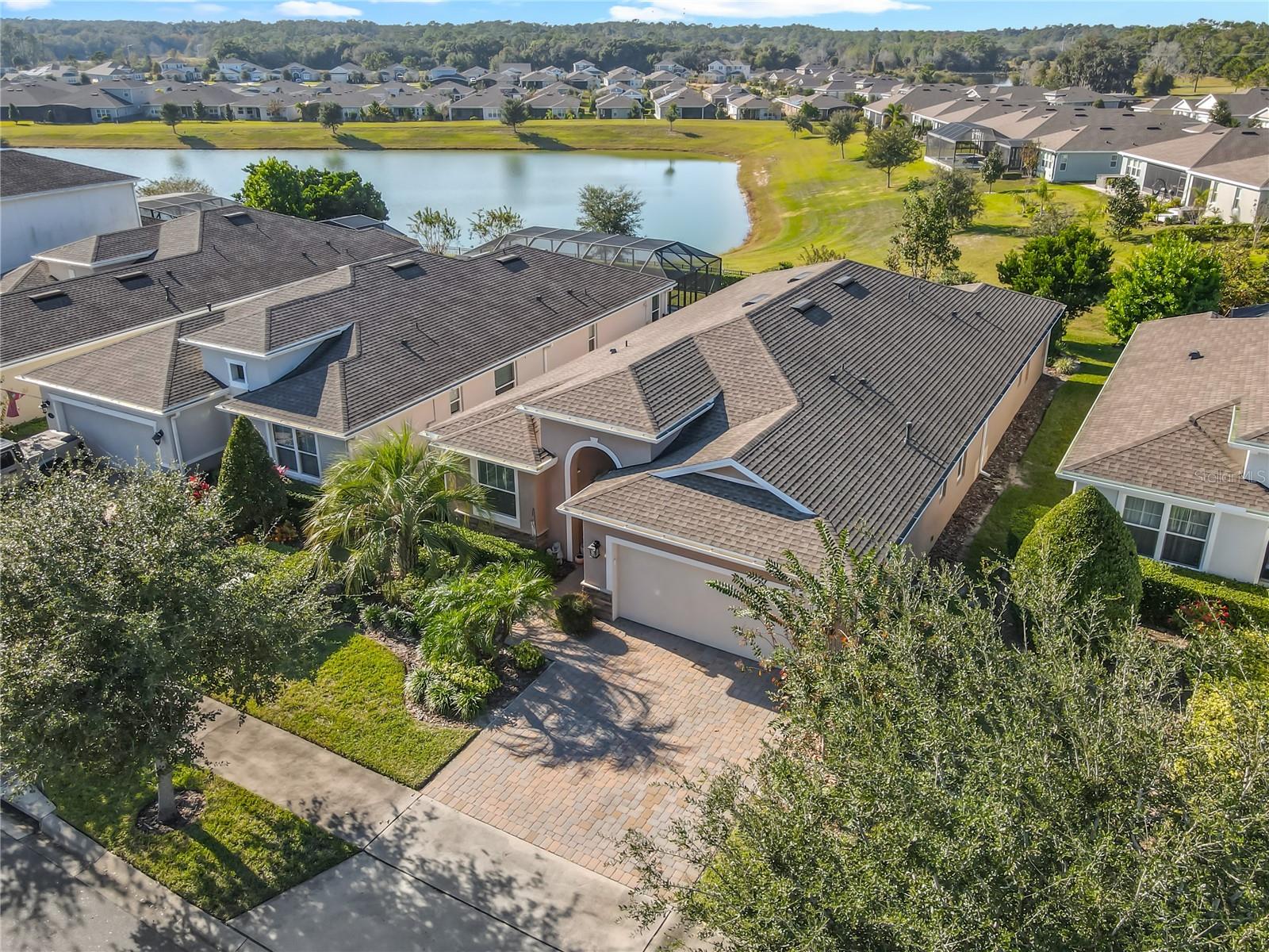 VICTORIA HILLS - Residential