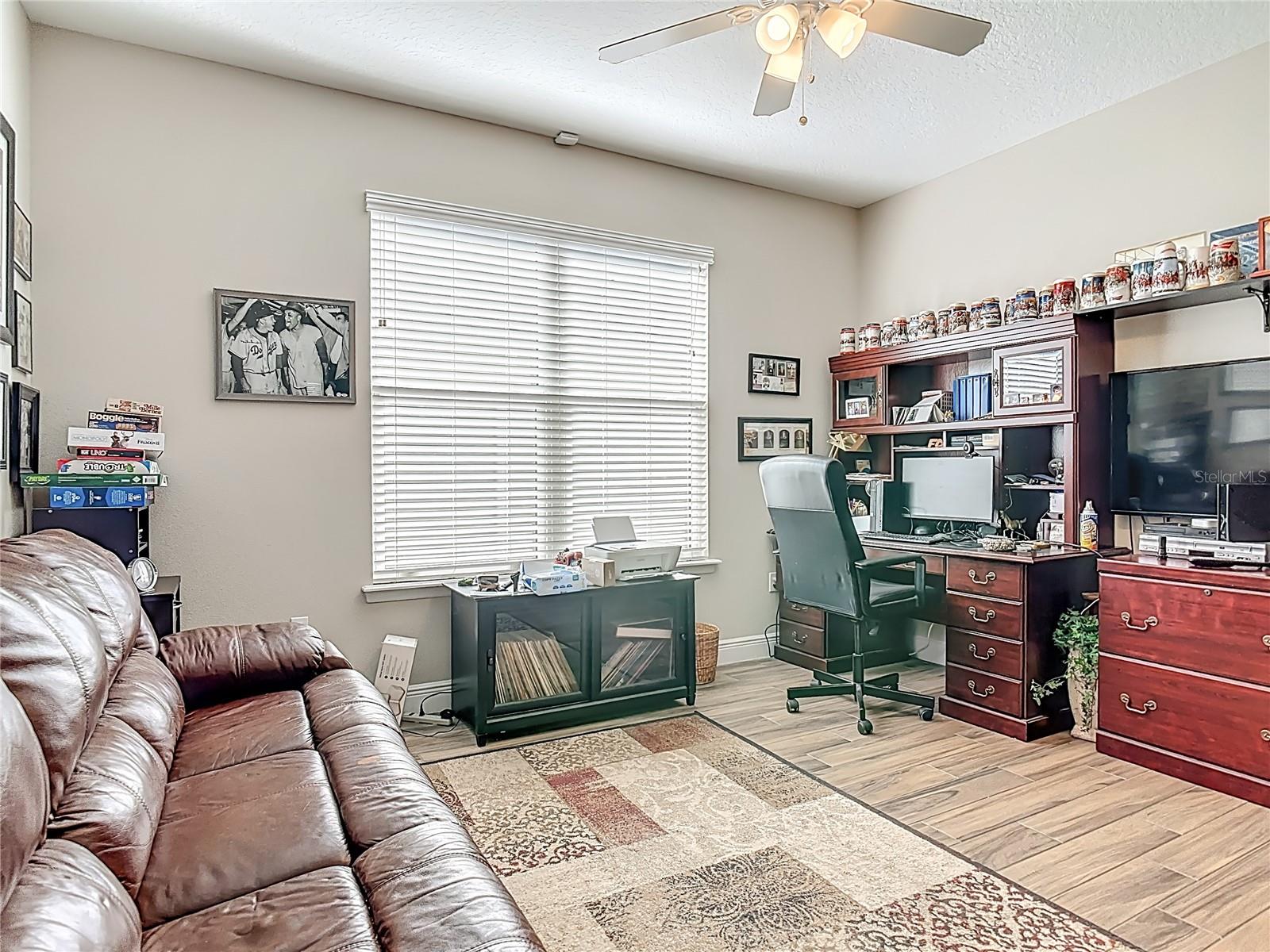 VICTORIA HILLS - Residential