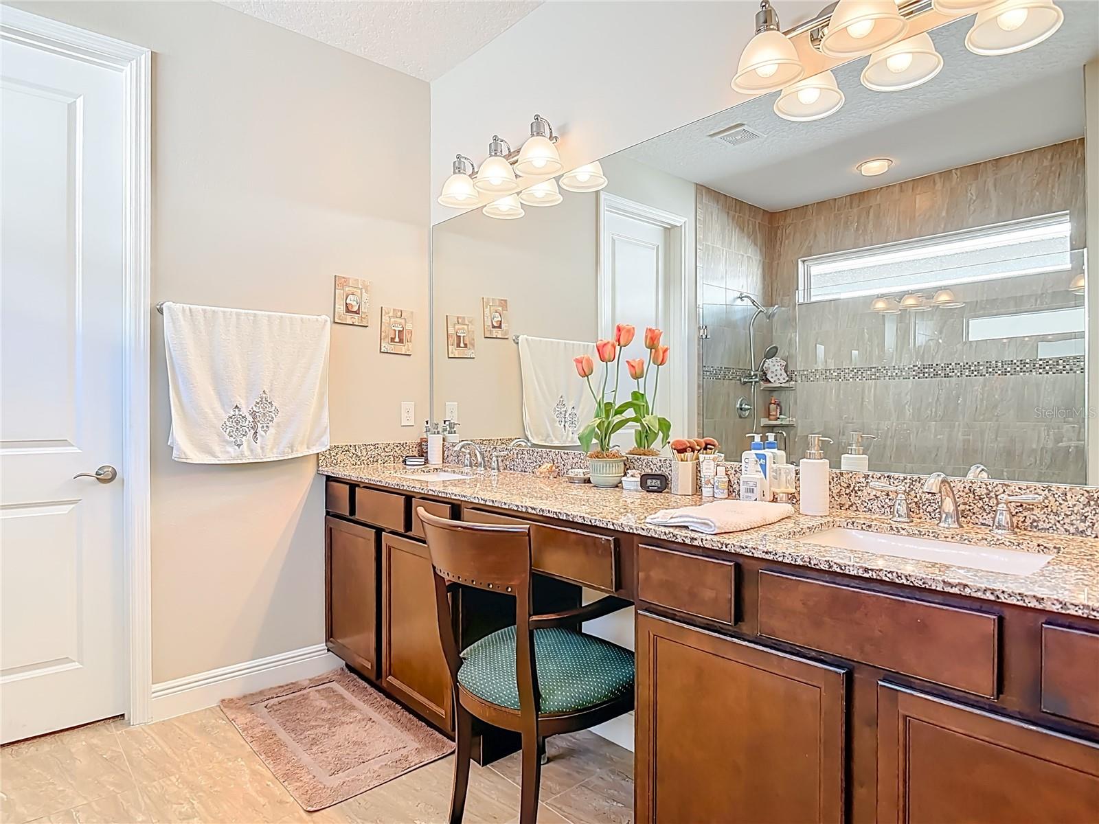 VICTORIA HILLS - Residential