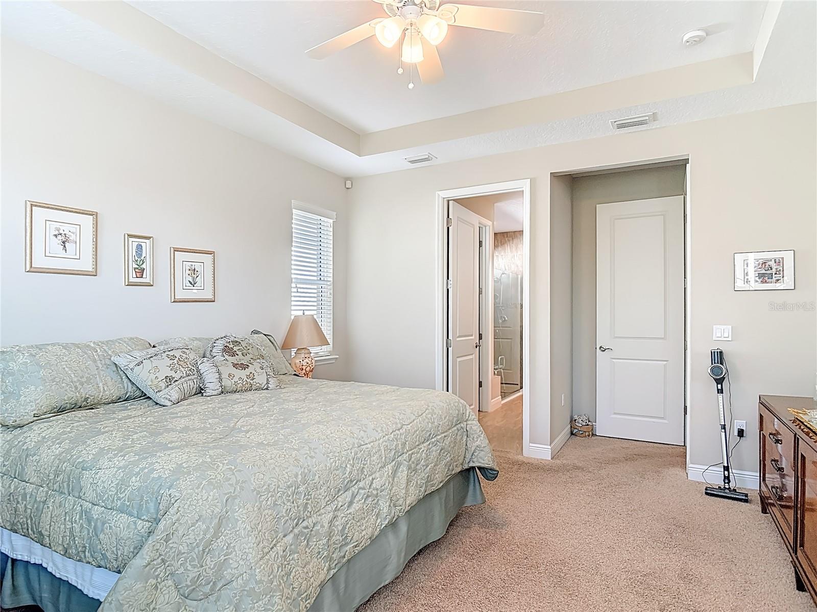 VICTORIA HILLS - Residential