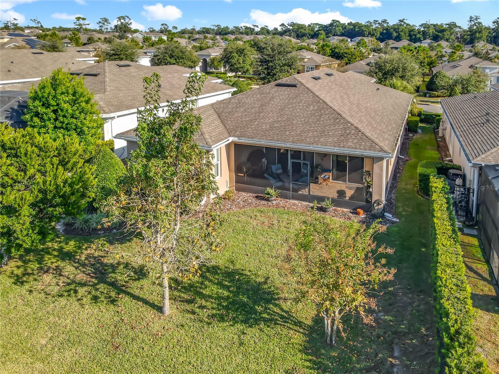 VICTORIA HILLS - Residential