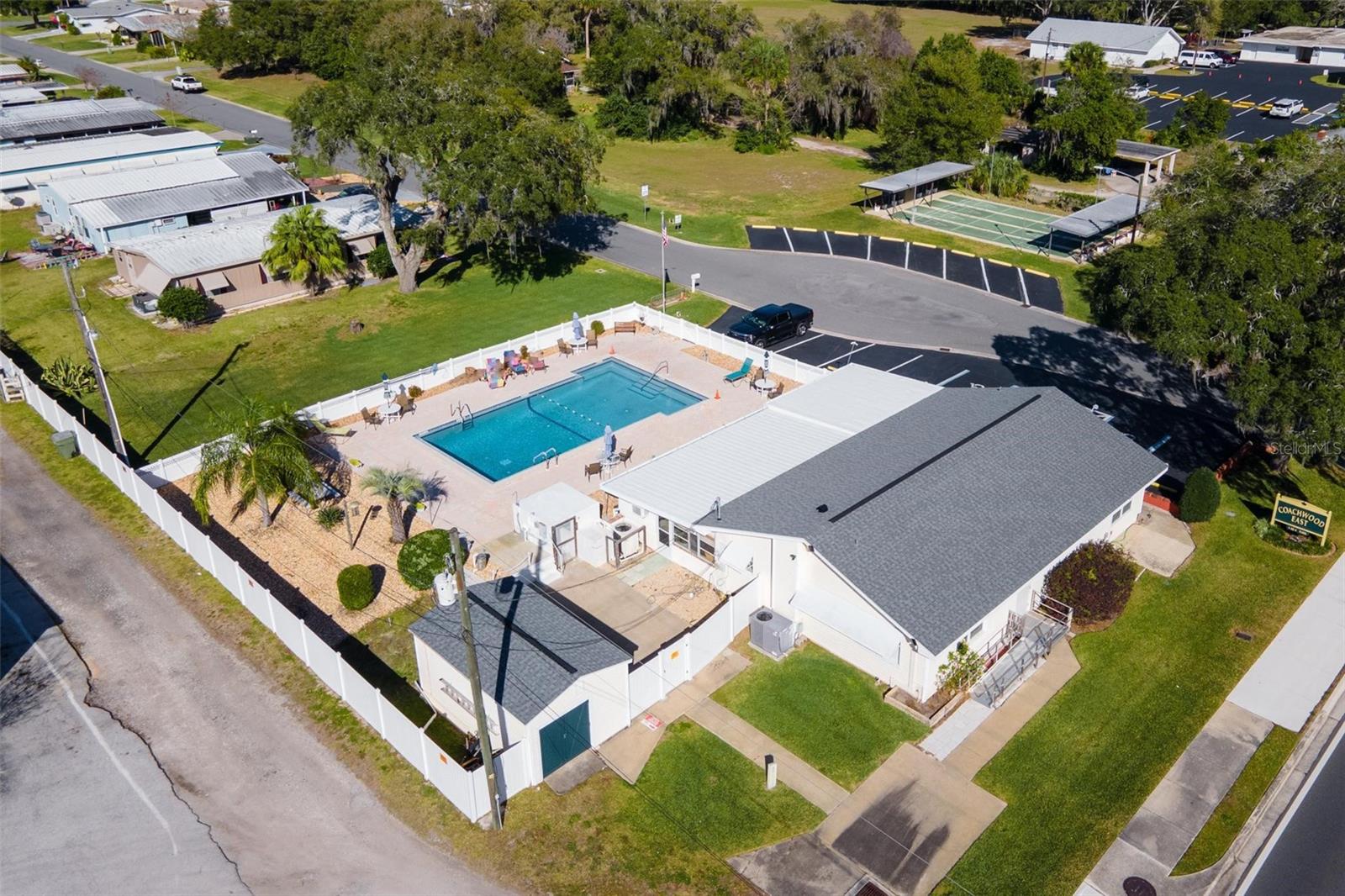 LEESBURG COACHWOOD COLONY THIRD ADD - Residential