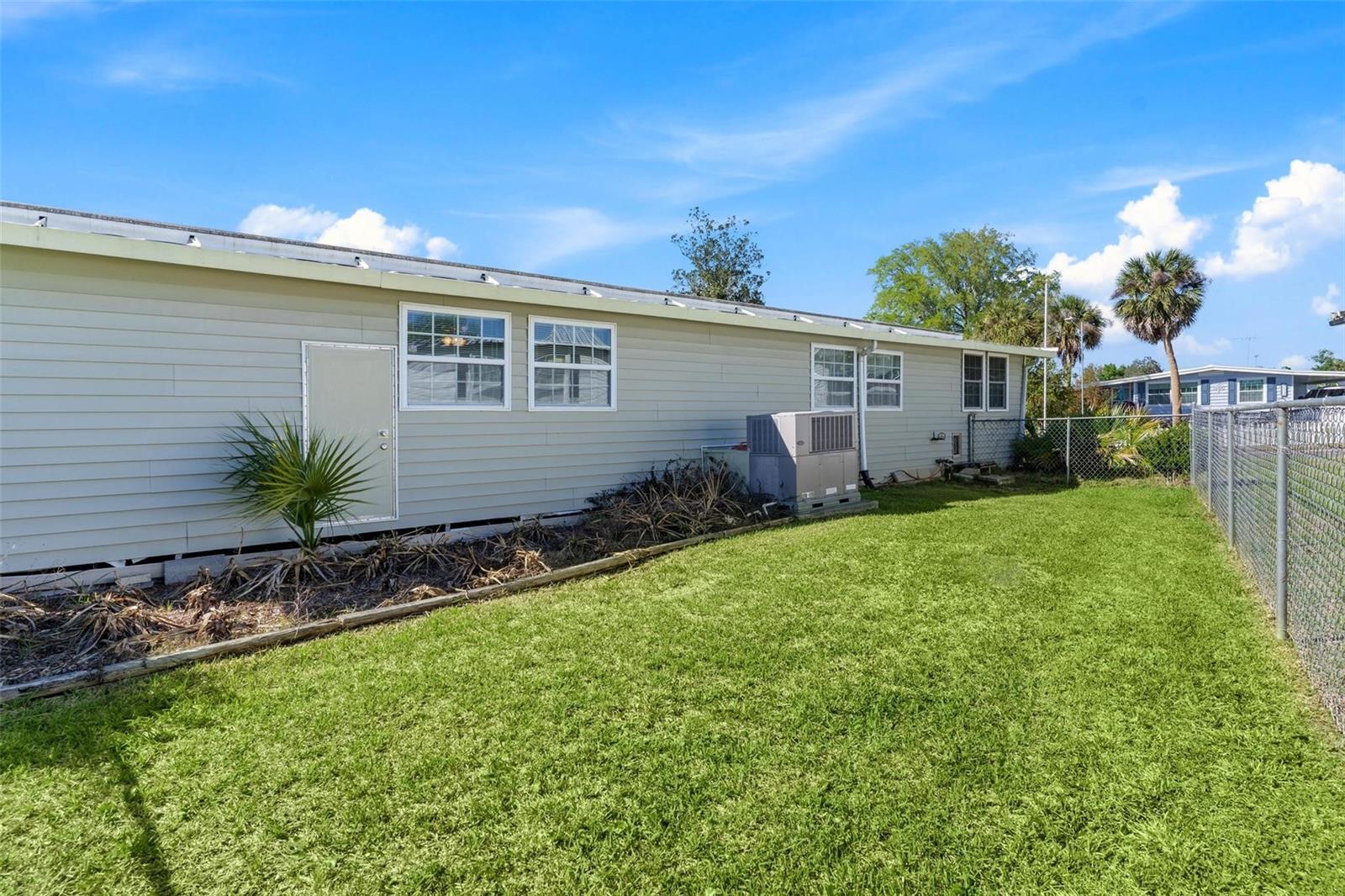 LEESBURG COACHWOOD COLONY THIRD ADD - Residential