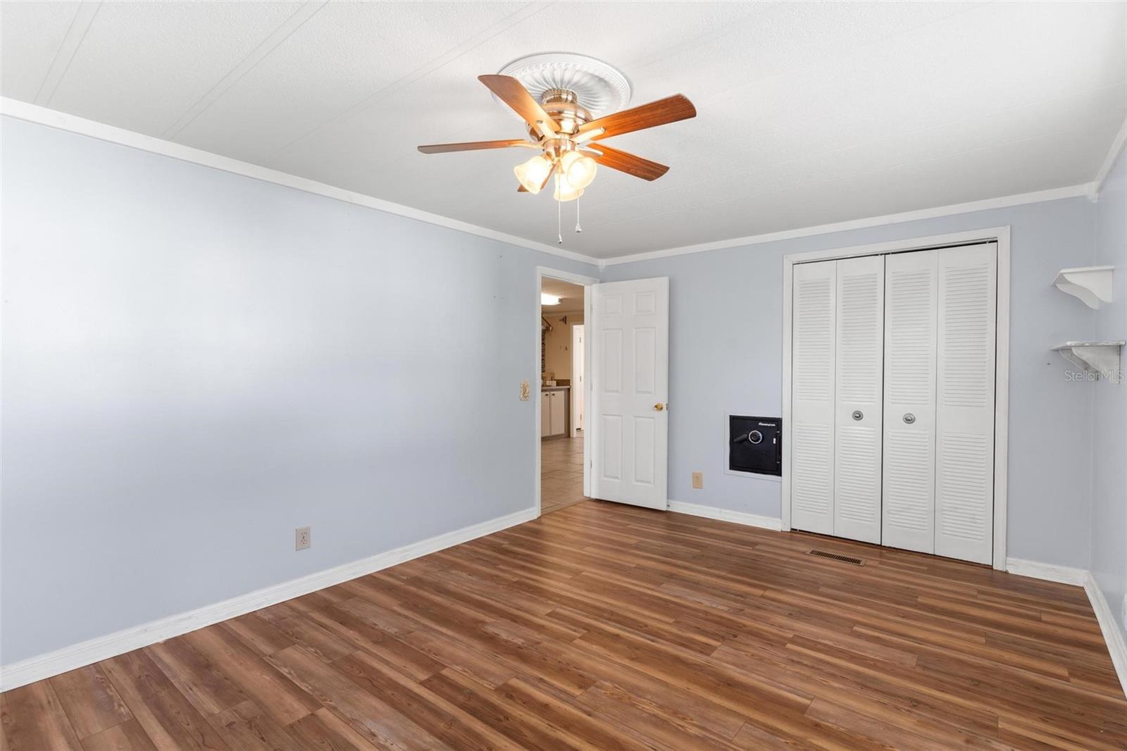 LEESBURG COACHWOOD COLONY THIRD ADD - Residential