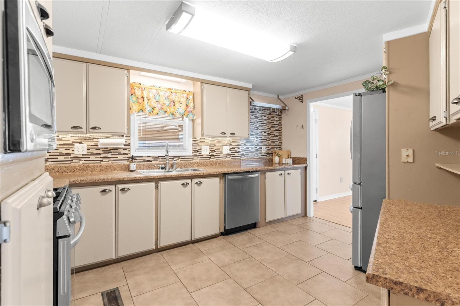 LEESBURG COACHWOOD COLONY THIRD ADD - Residential