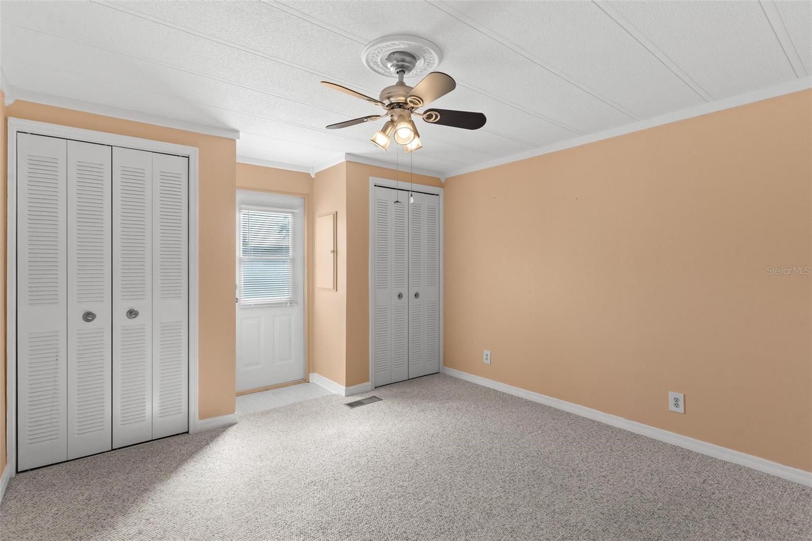 LEESBURG COACHWOOD COLONY THIRD ADD - Residential