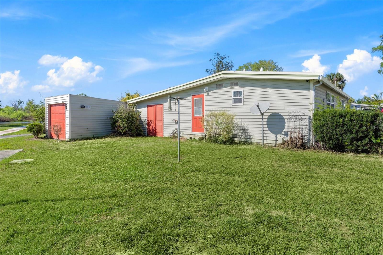 LEESBURG COACHWOOD COLONY THIRD ADD - Residential