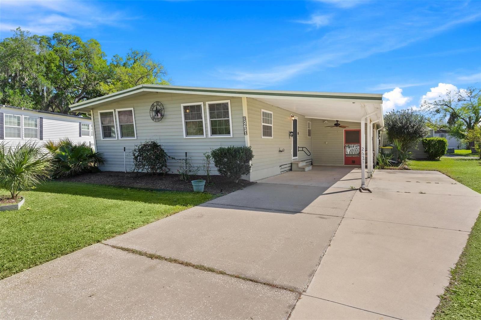 LEESBURG COACHWOOD COLONY THIRD ADD - Residential