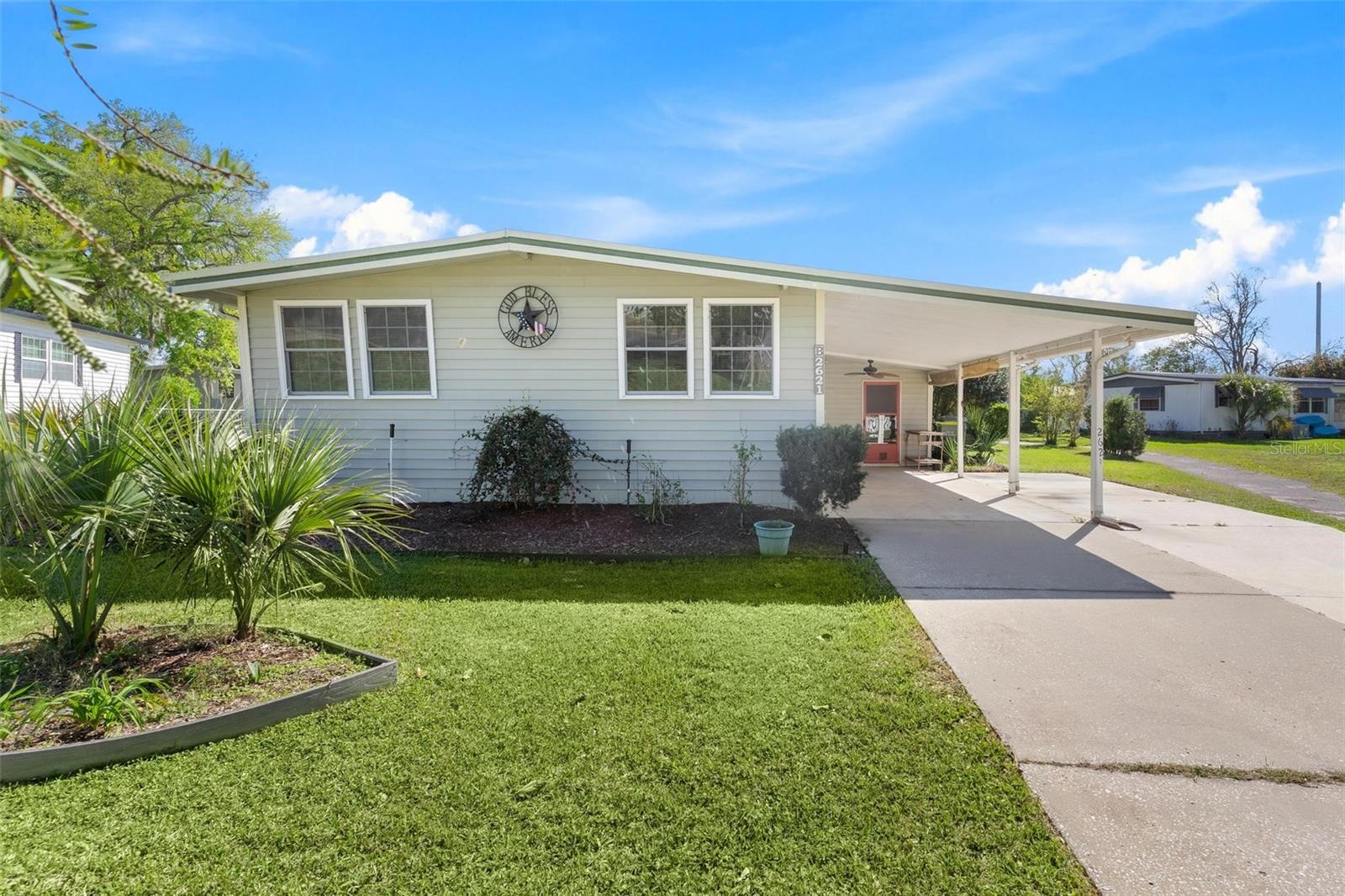 LEESBURG COACHWOOD COLONY THIRD ADD - Residential