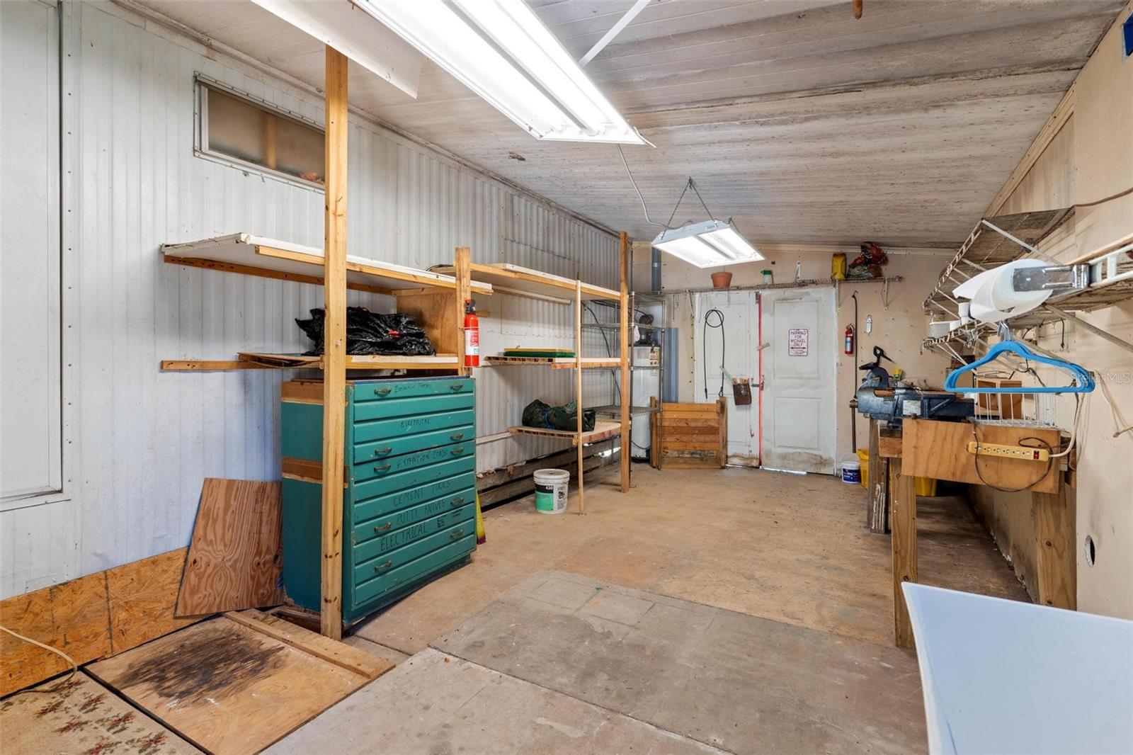 LEESBURG COACHWOOD COLONY THIRD ADD - Residential