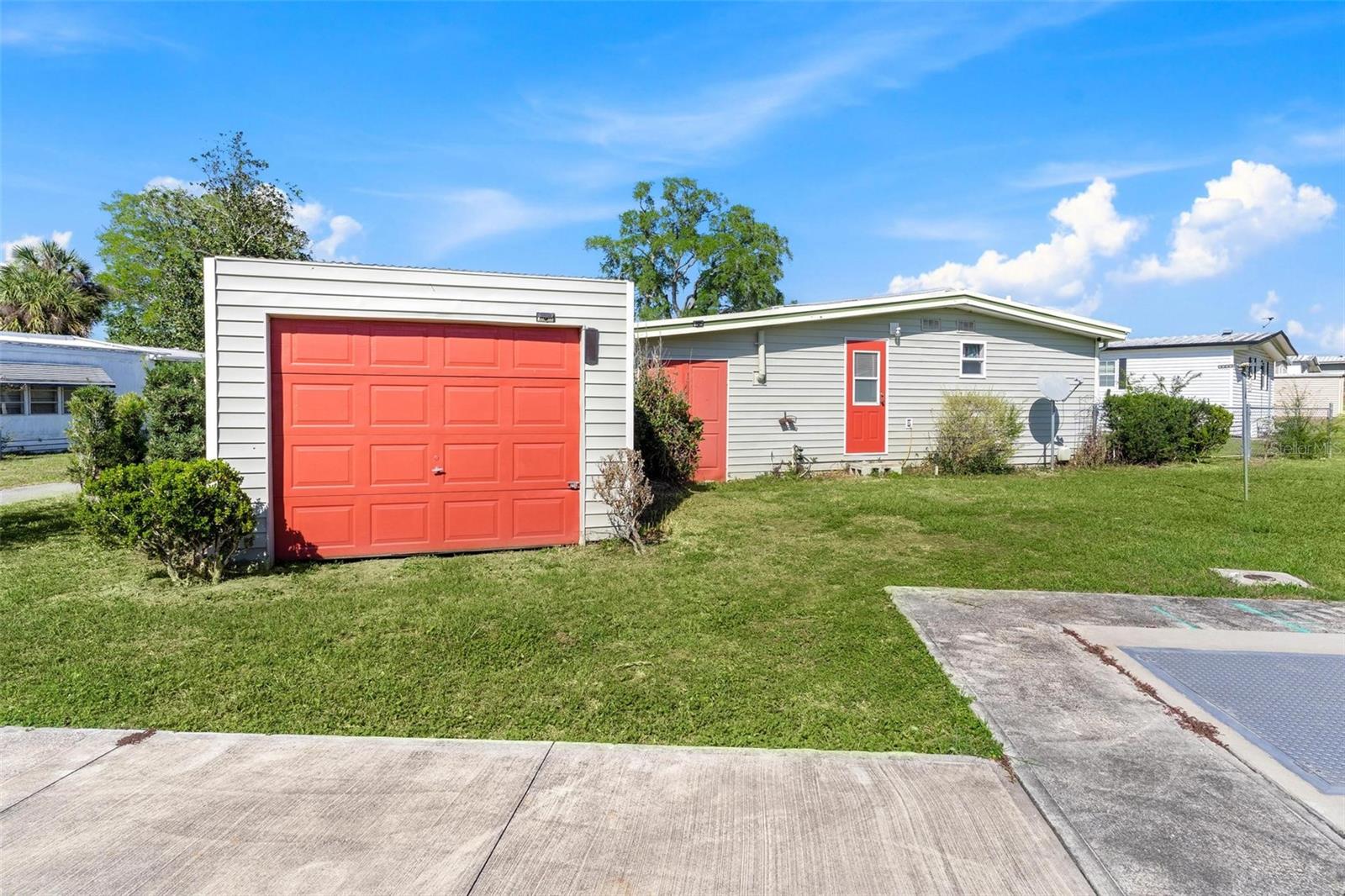 LEESBURG COACHWOOD COLONY THIRD ADD - Residential