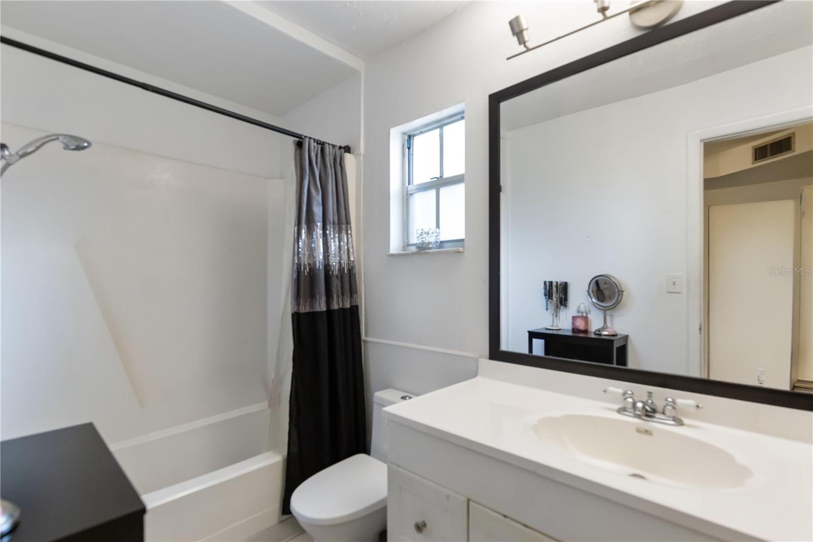 HEART O CONWAY - Residential