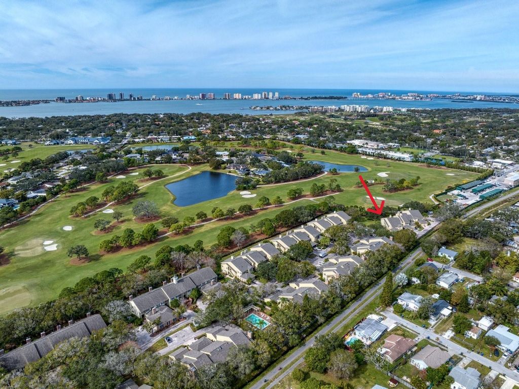 Photo of 75 Pelican Place, Belleair, FL 33756 (MLS # TB8432527)