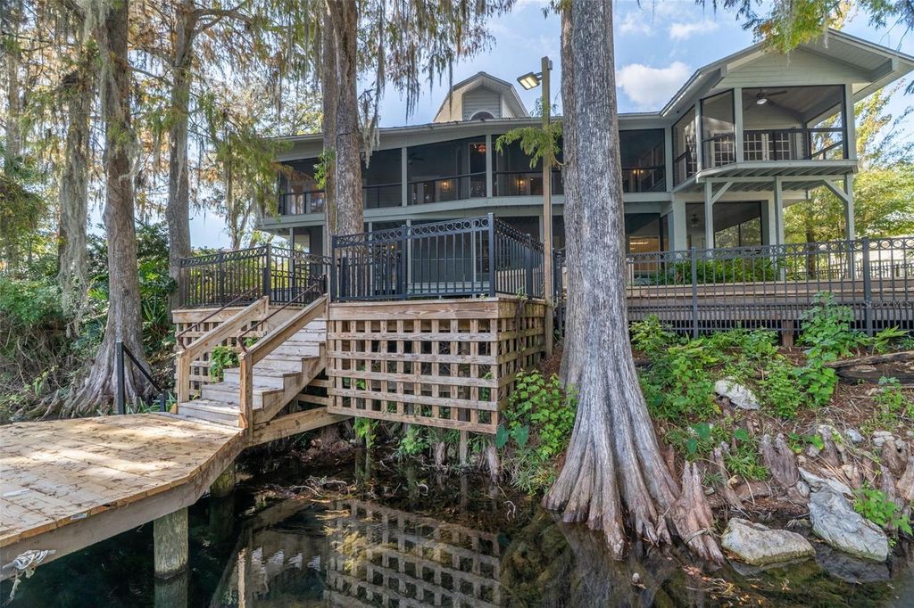 Photo of 11685 E Blue Cove Drive, Dunnellon, FL 34432 (MLS # OM715071)