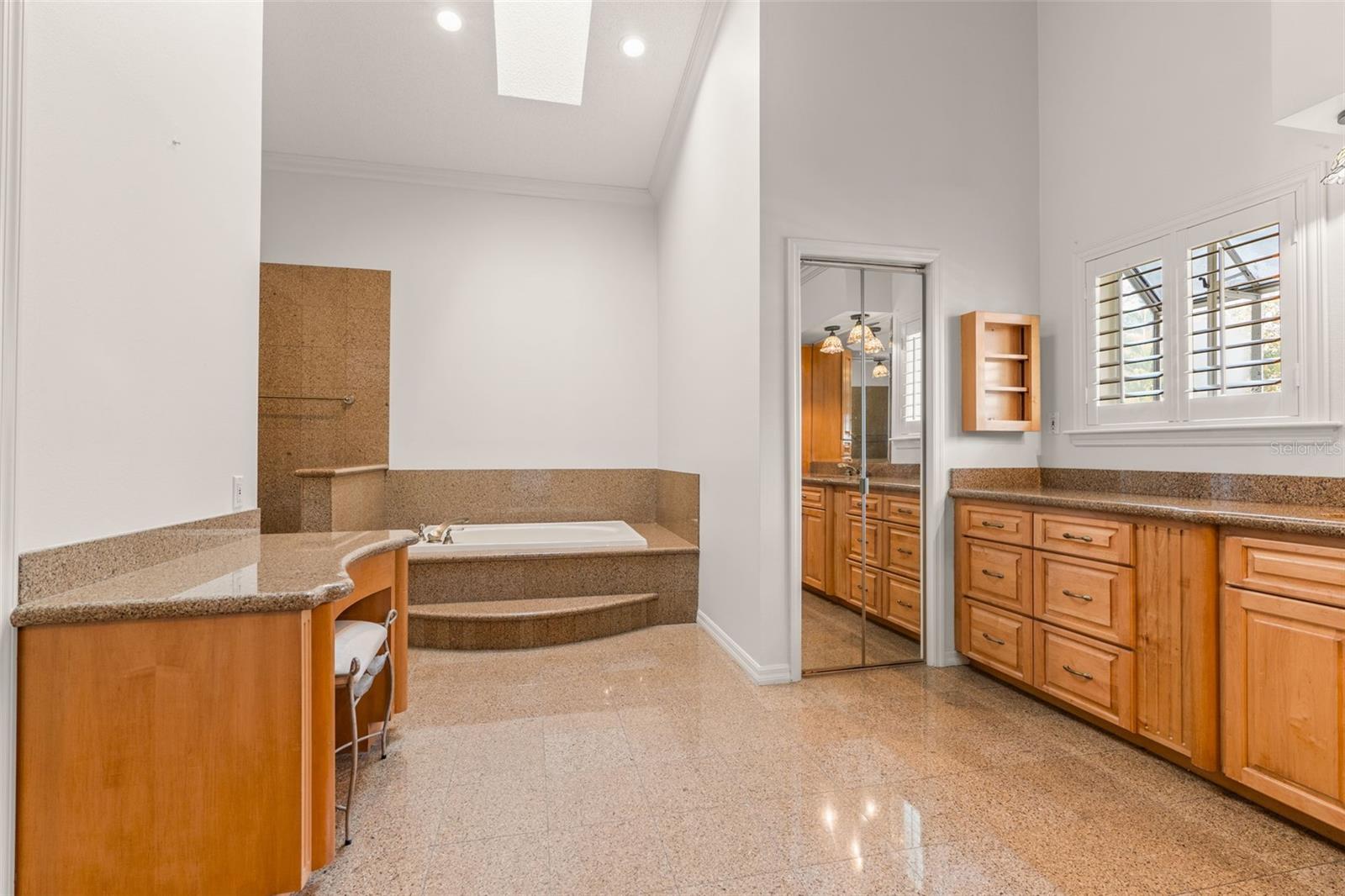 BLUE COVE - Residential