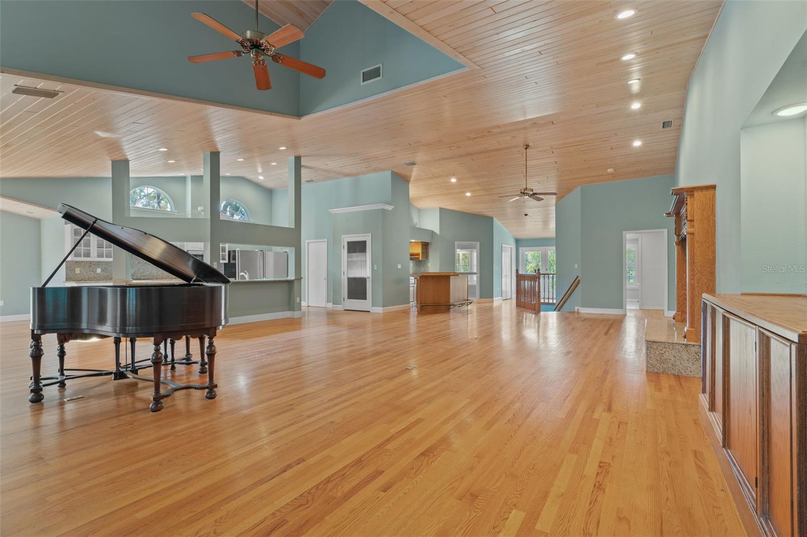 BLUE COVE - Residential