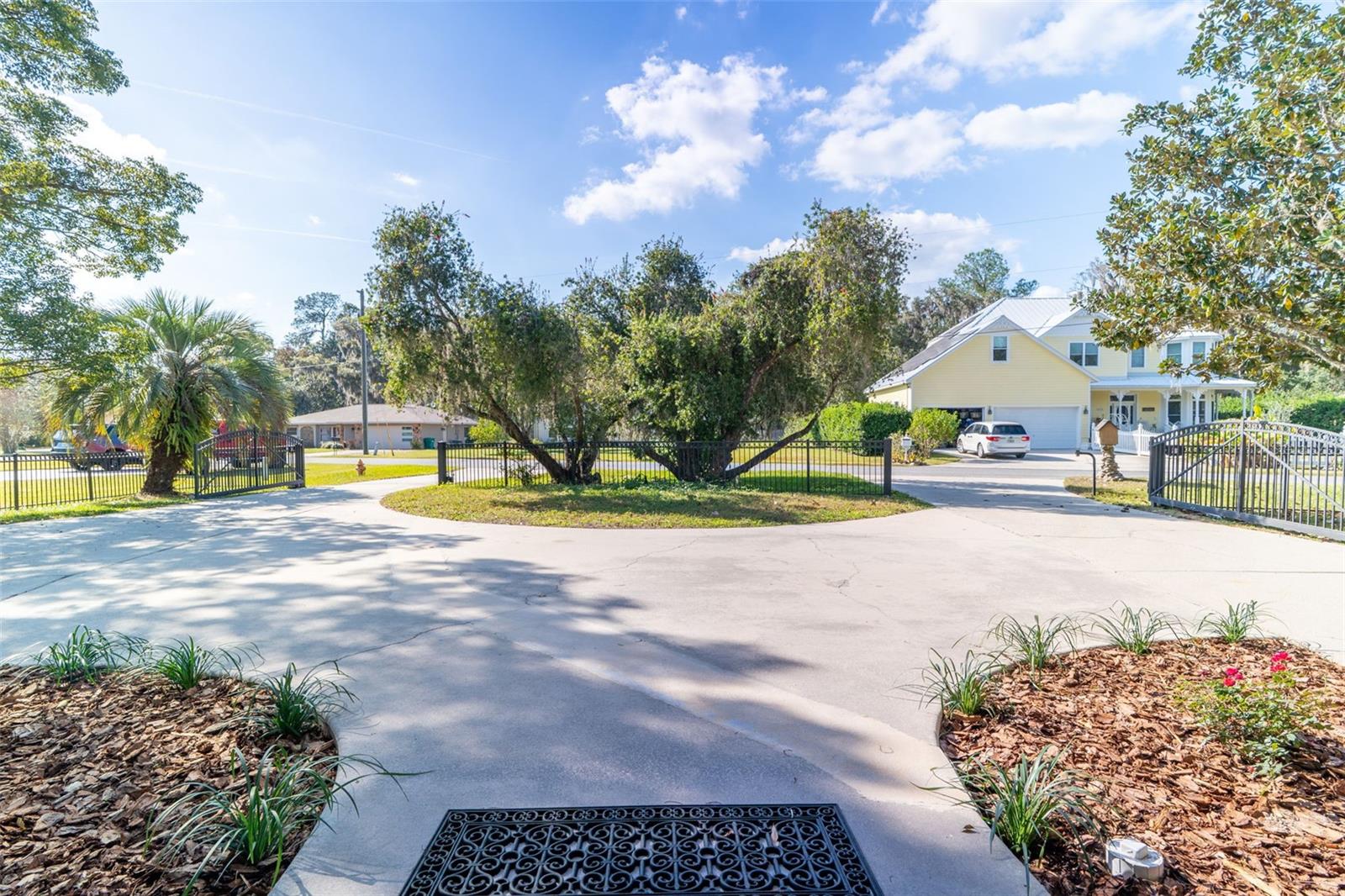 BLUE COVE - Residential