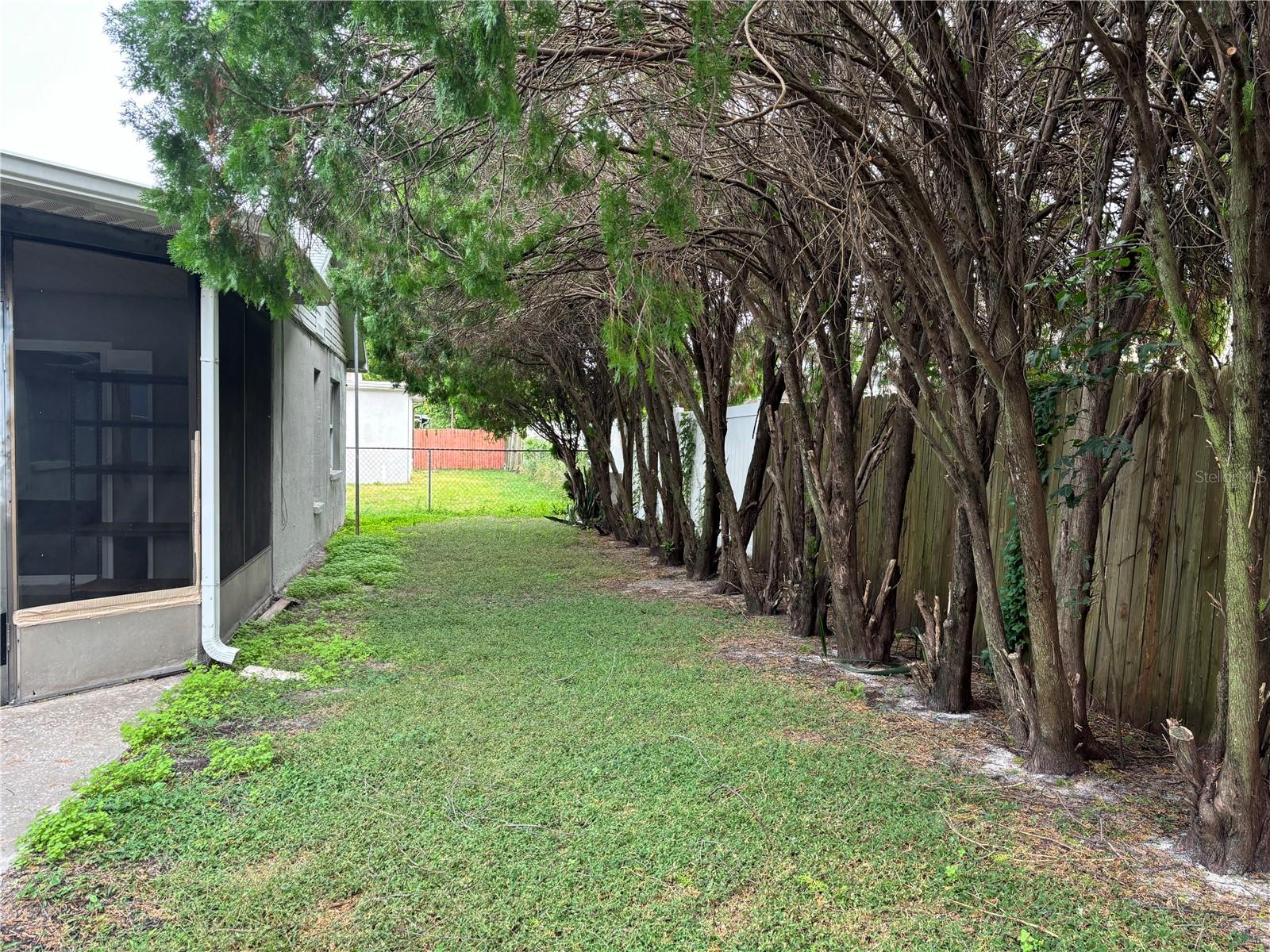 REGENCY PARK - Residential