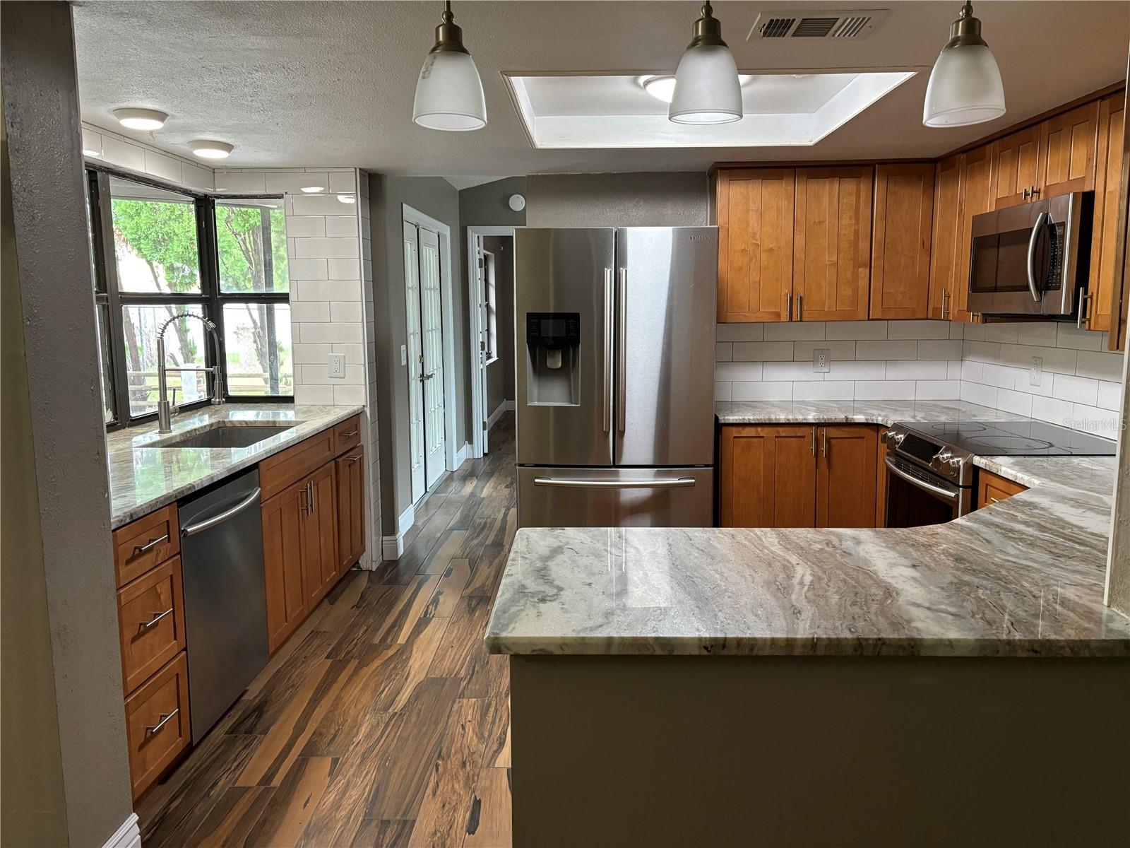 REGENCY PARK - Residential