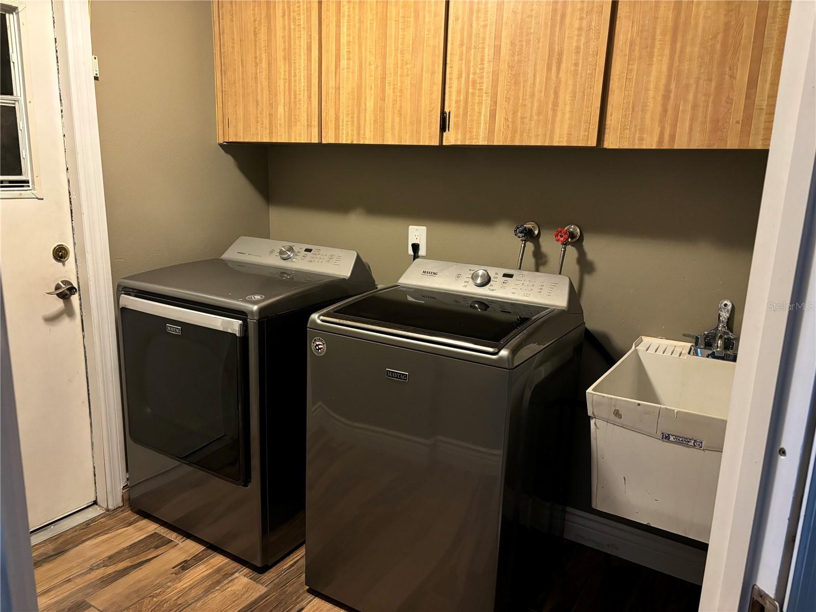 REGENCY PARK - Residential