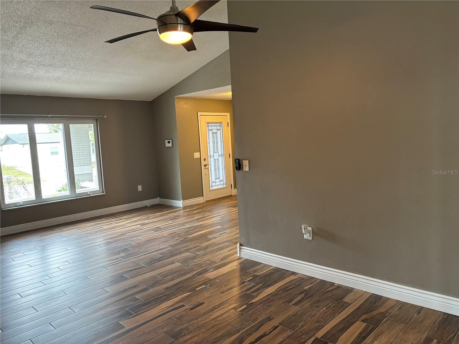 REGENCY PARK - Residential