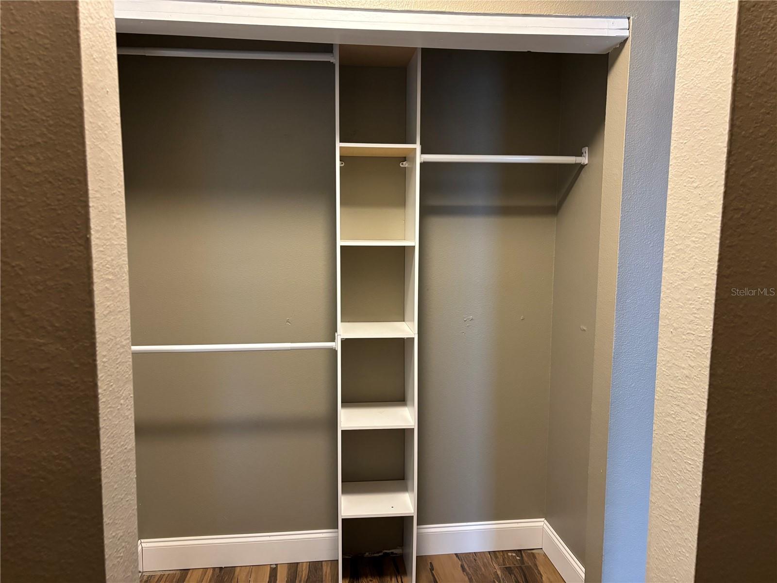 REGENCY PARK - Residential