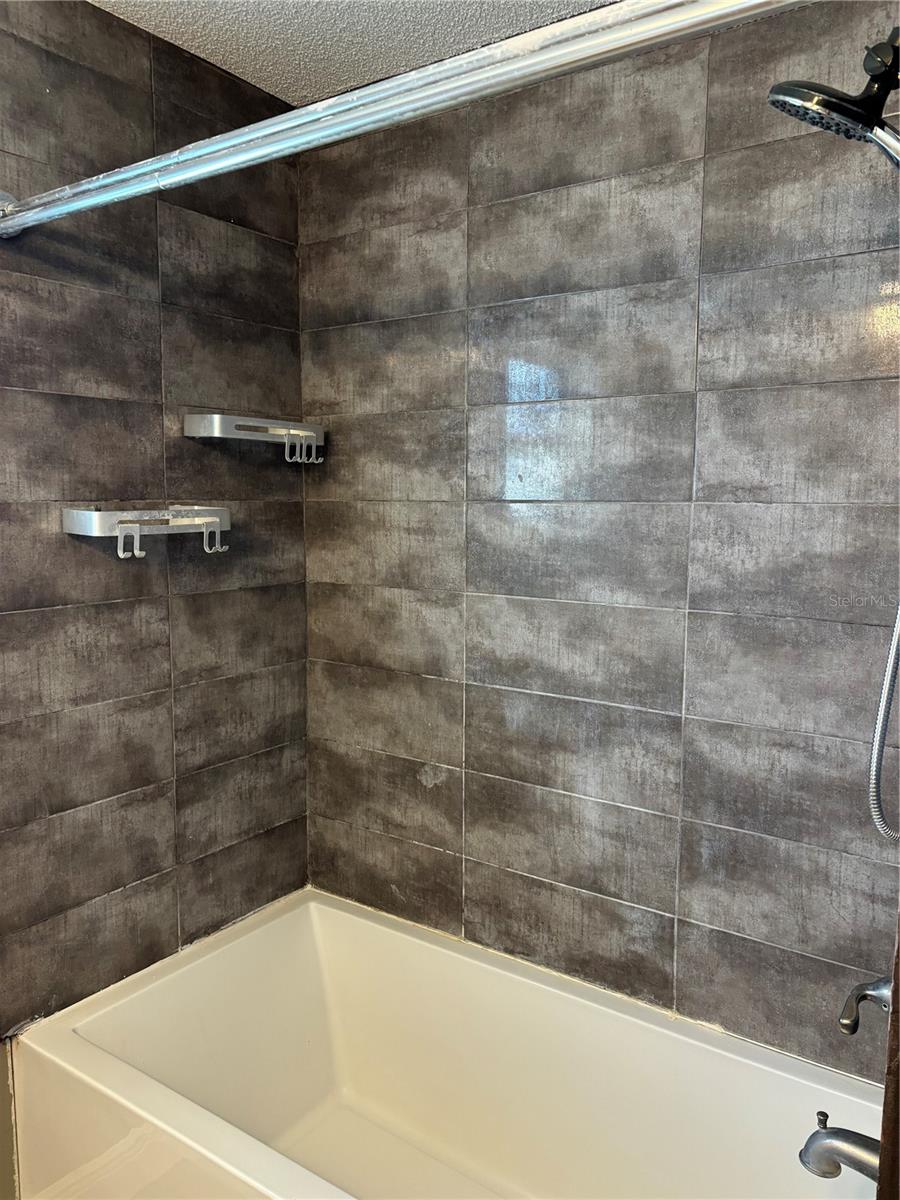 REGENCY PARK - Residential