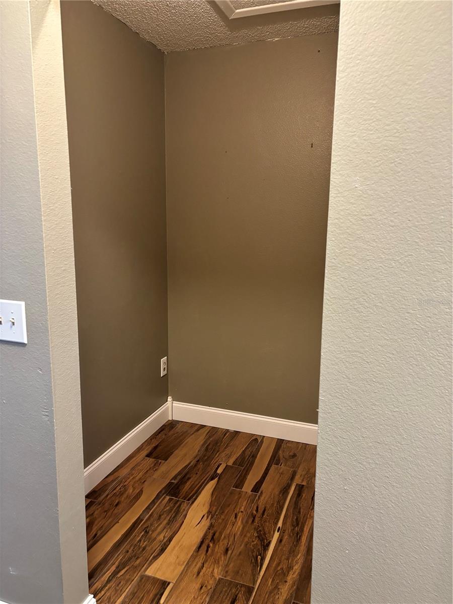 REGENCY PARK - Residential