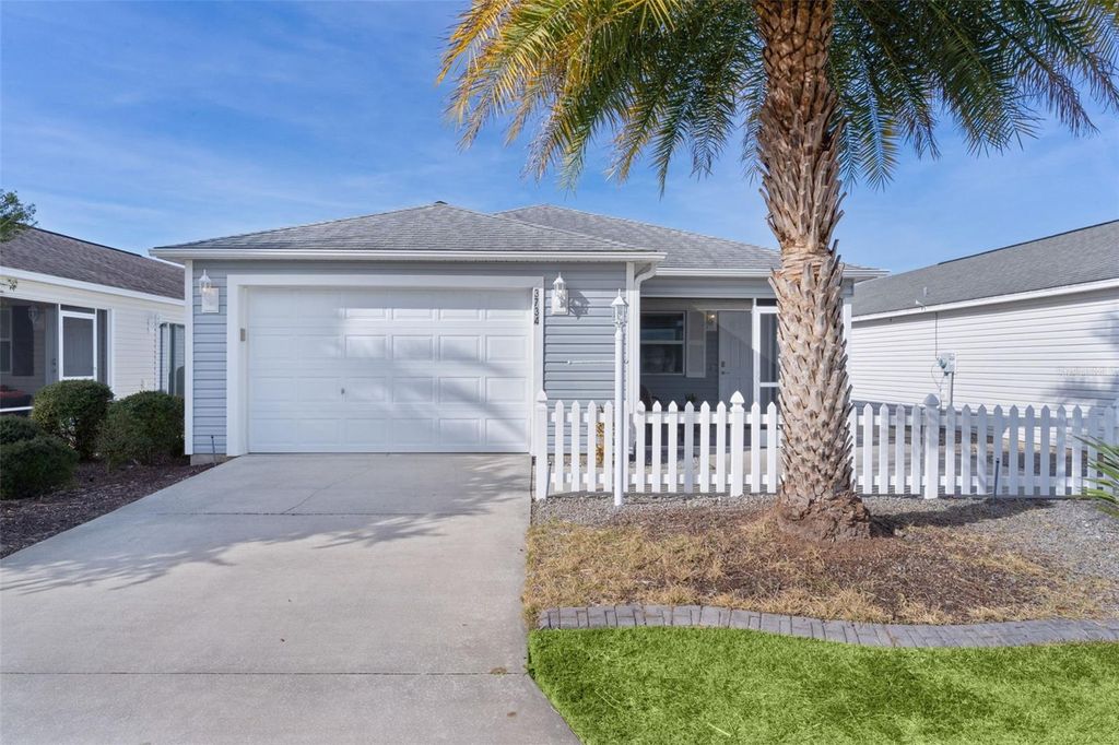 Photo of 3734 Viscaya Court, The Villages, FL 32163 (MLS # G5105696)
