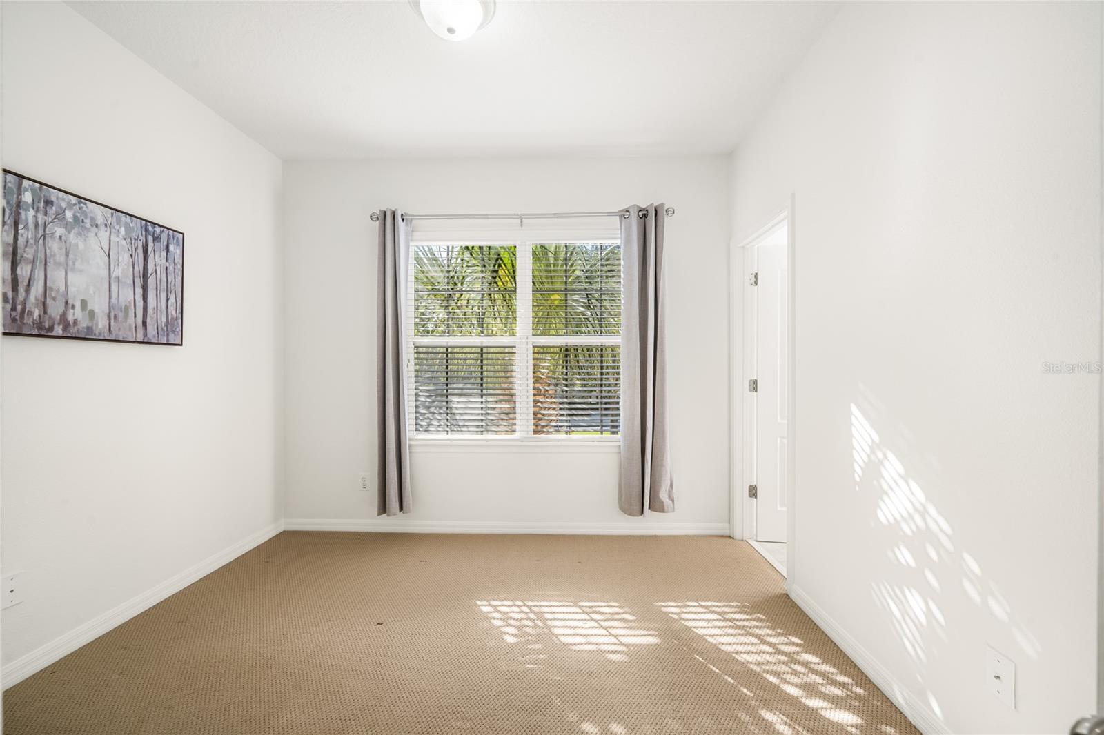 SAVANNAH PARK - Residential Lease