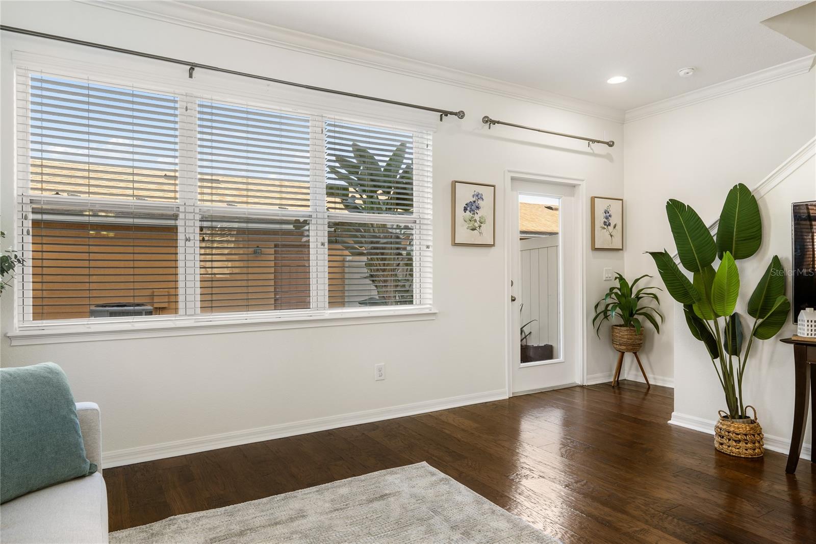 SAVANNAH PARK - Residential Lease