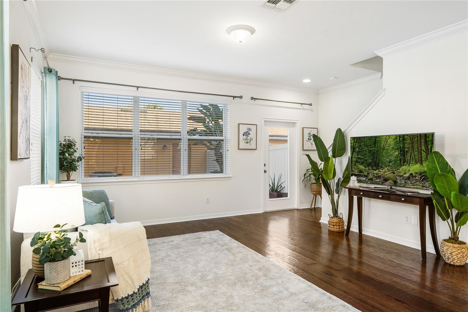 SAVANNAH PARK - Residential Lease