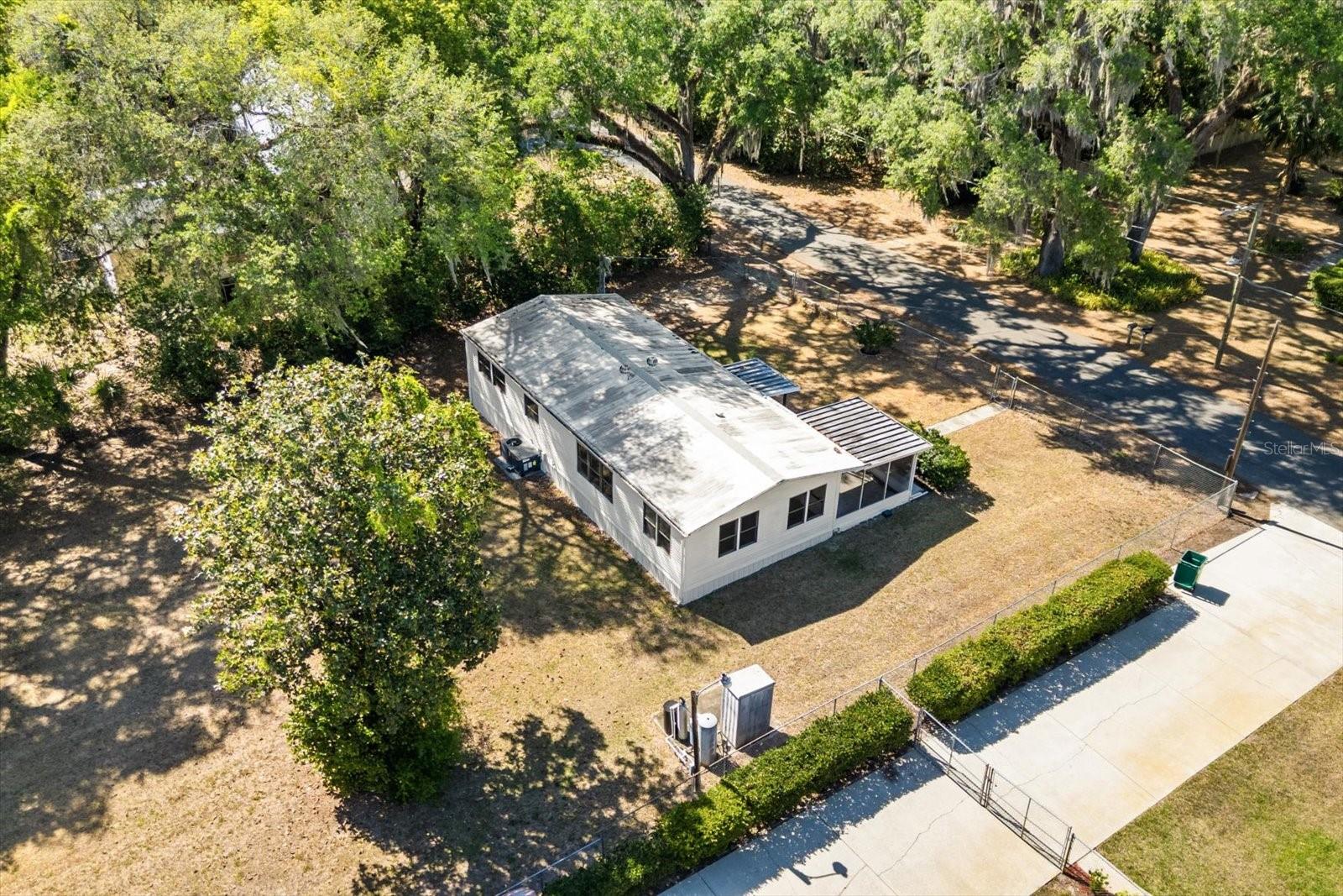 LADY LAKE ROSEMARY TERRACE - Residential Lease