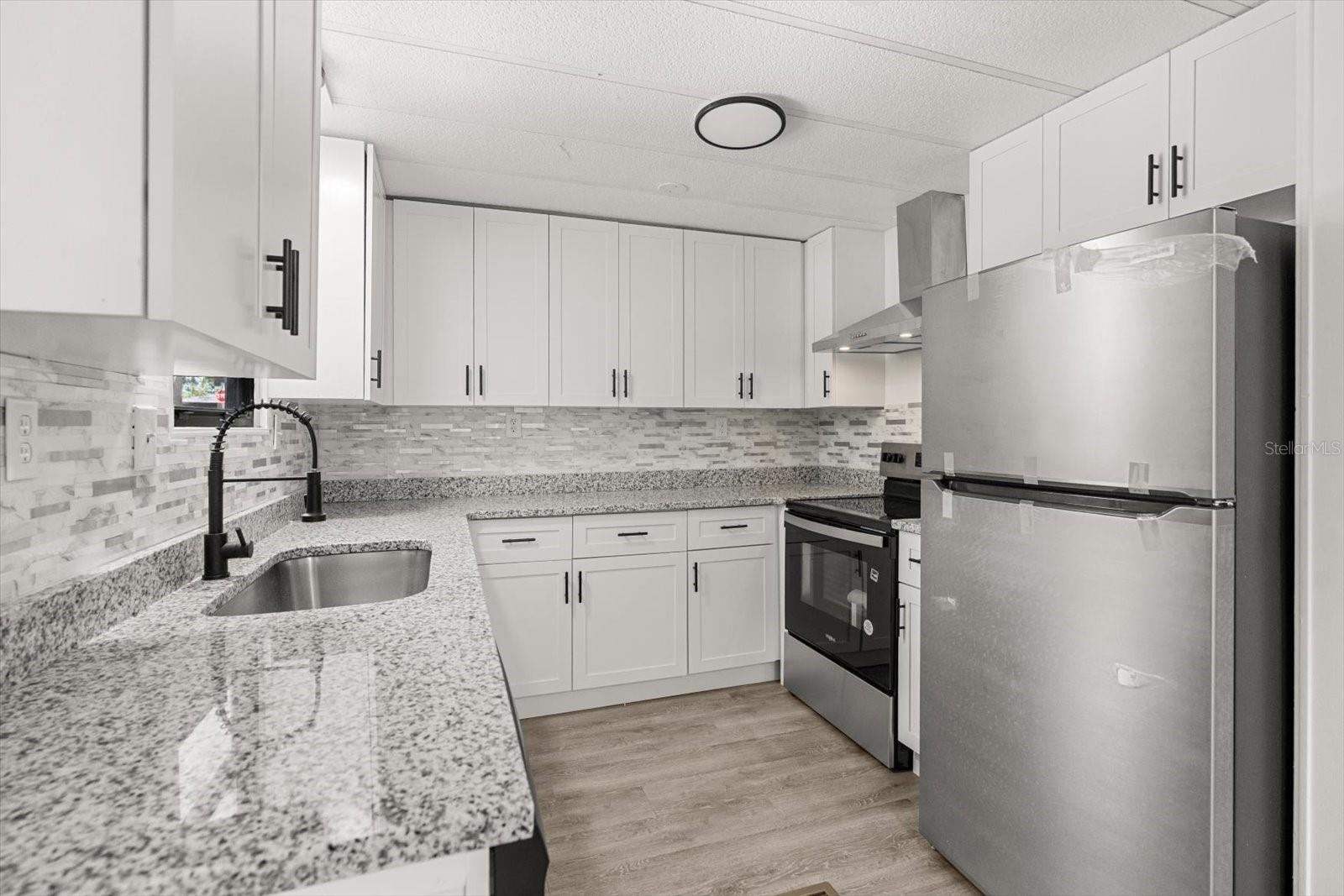 LADY LAKE ROSEMARY TERRACE - Residential Lease