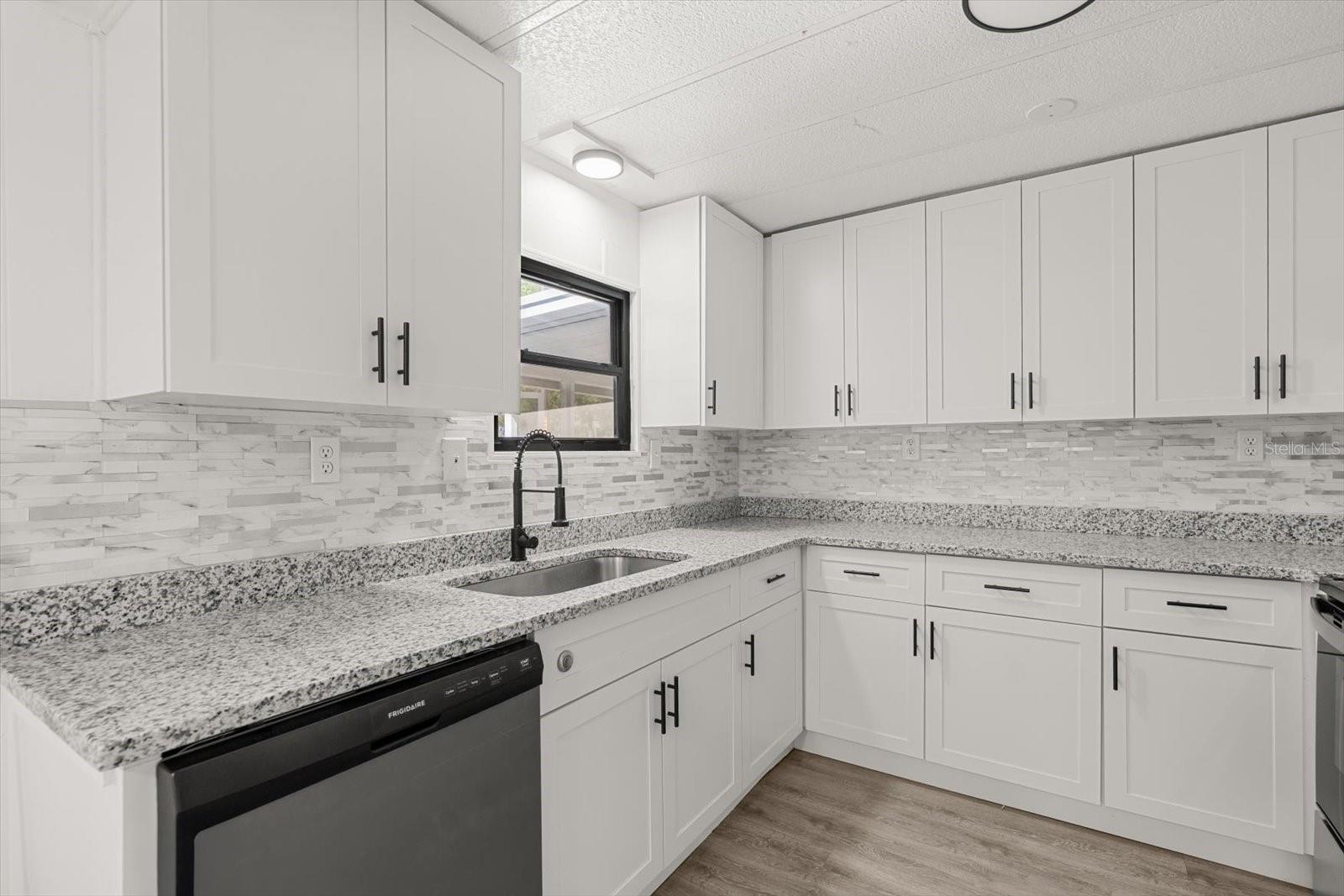 LADY LAKE ROSEMARY TERRACE - Residential Lease