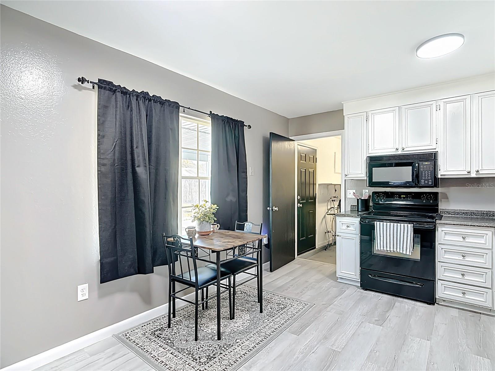 OAKVIEW ESTATES PH ONE - Residential