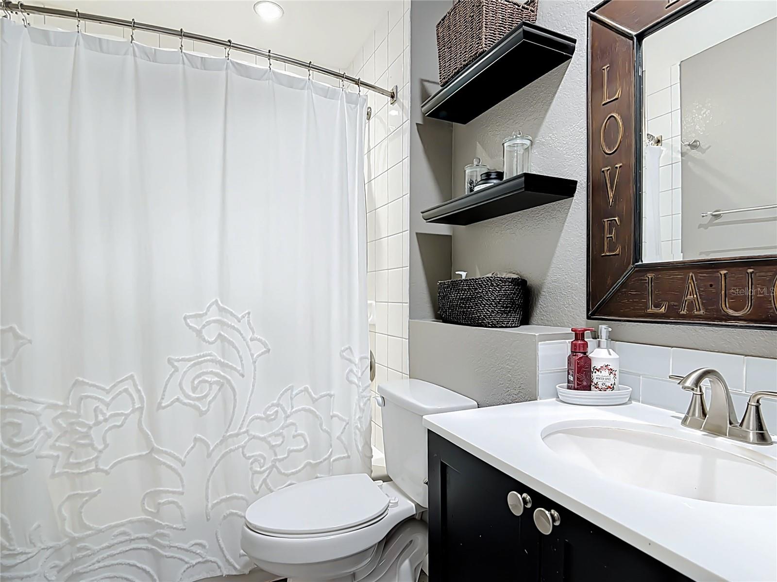 OAKVIEW ESTATES PH ONE - Residential