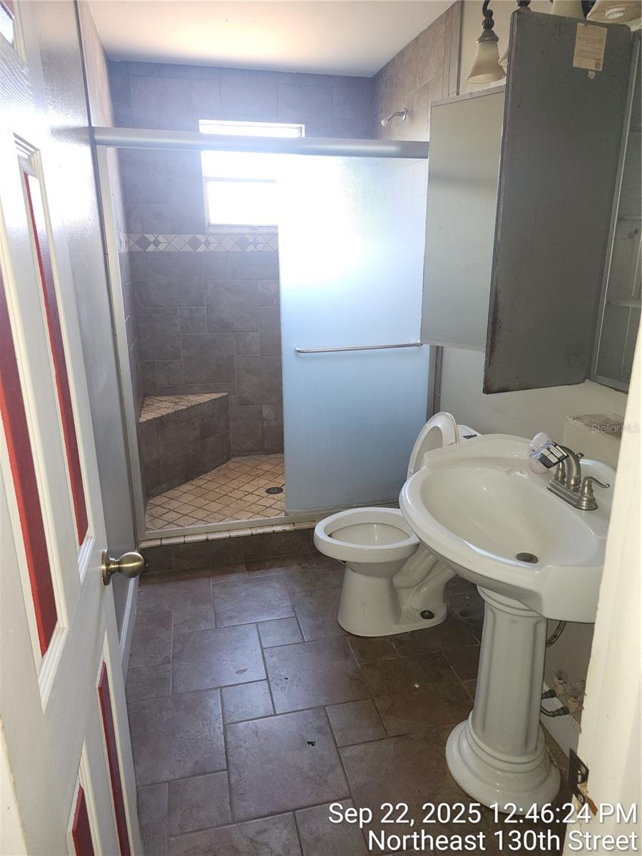 KERSHORES F - Residential