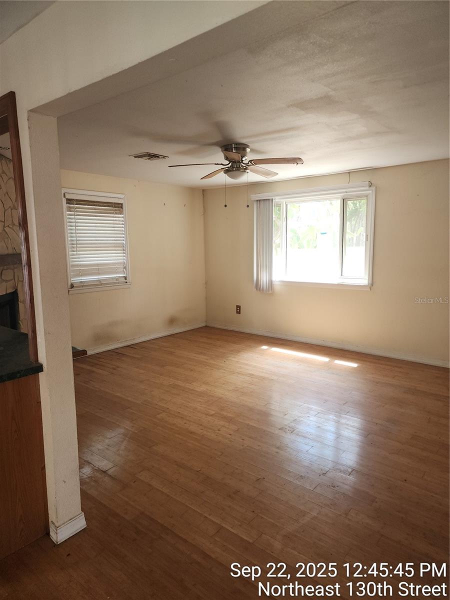 KERSHORES F - Residential