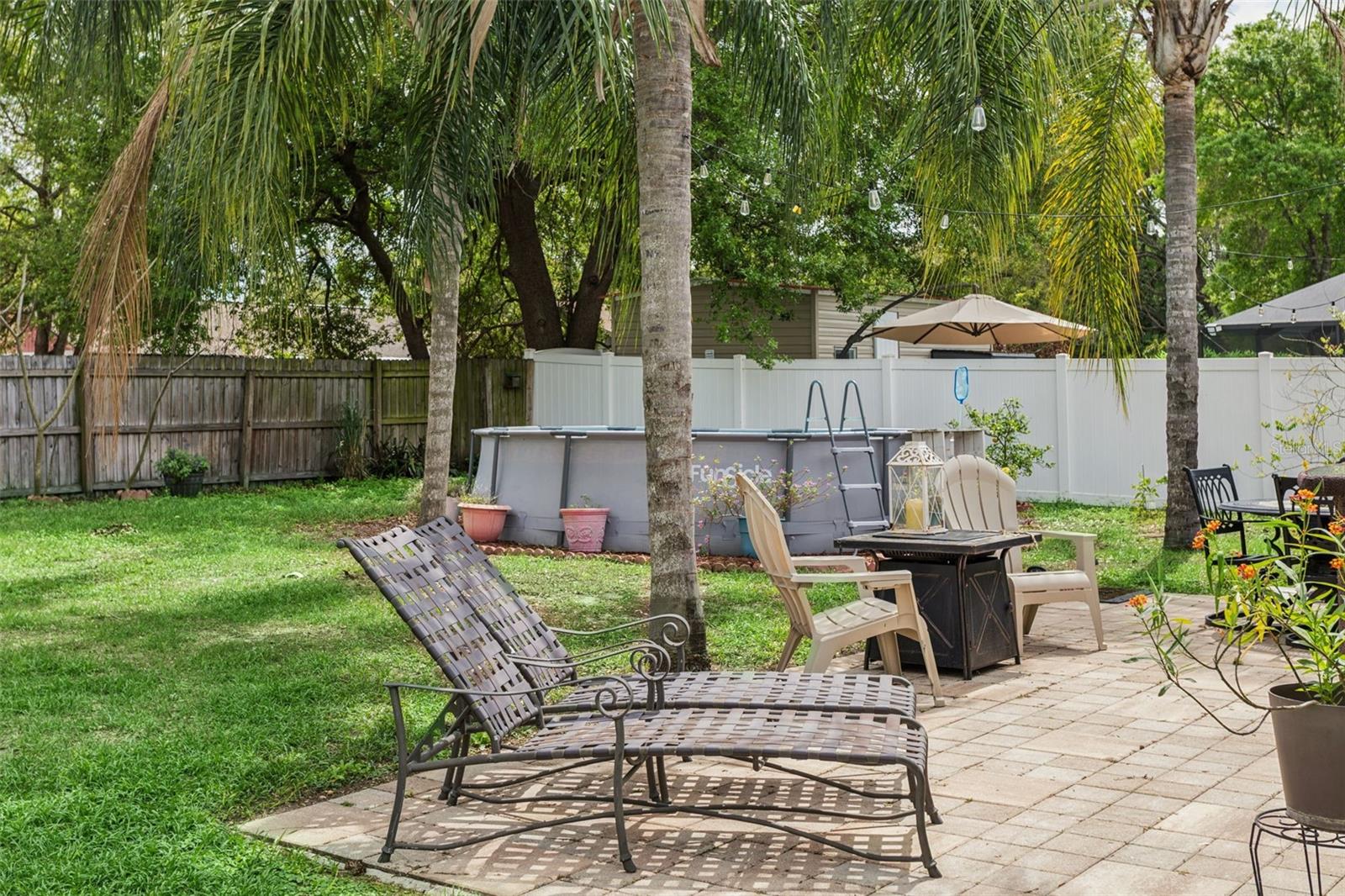 CARROLLWOOD MEADOWS UNIT VI SE - Residential