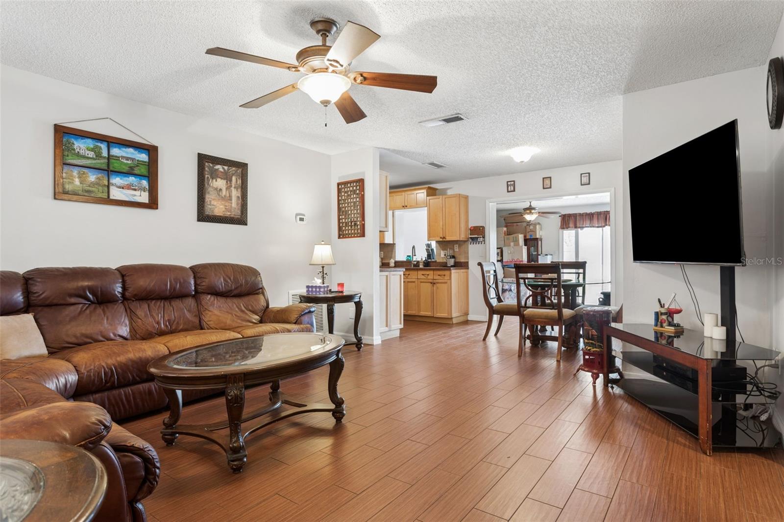 CARROLLWOOD MEADOWS UNIT VI SE - Residential