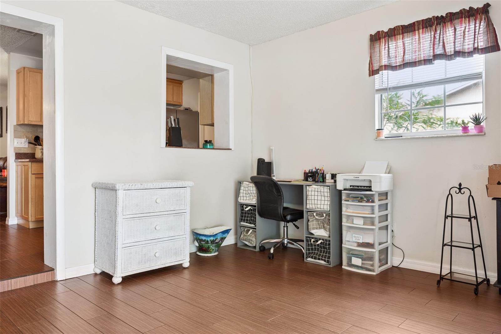 CARROLLWOOD MEADOWS UNIT VI SE - Residential