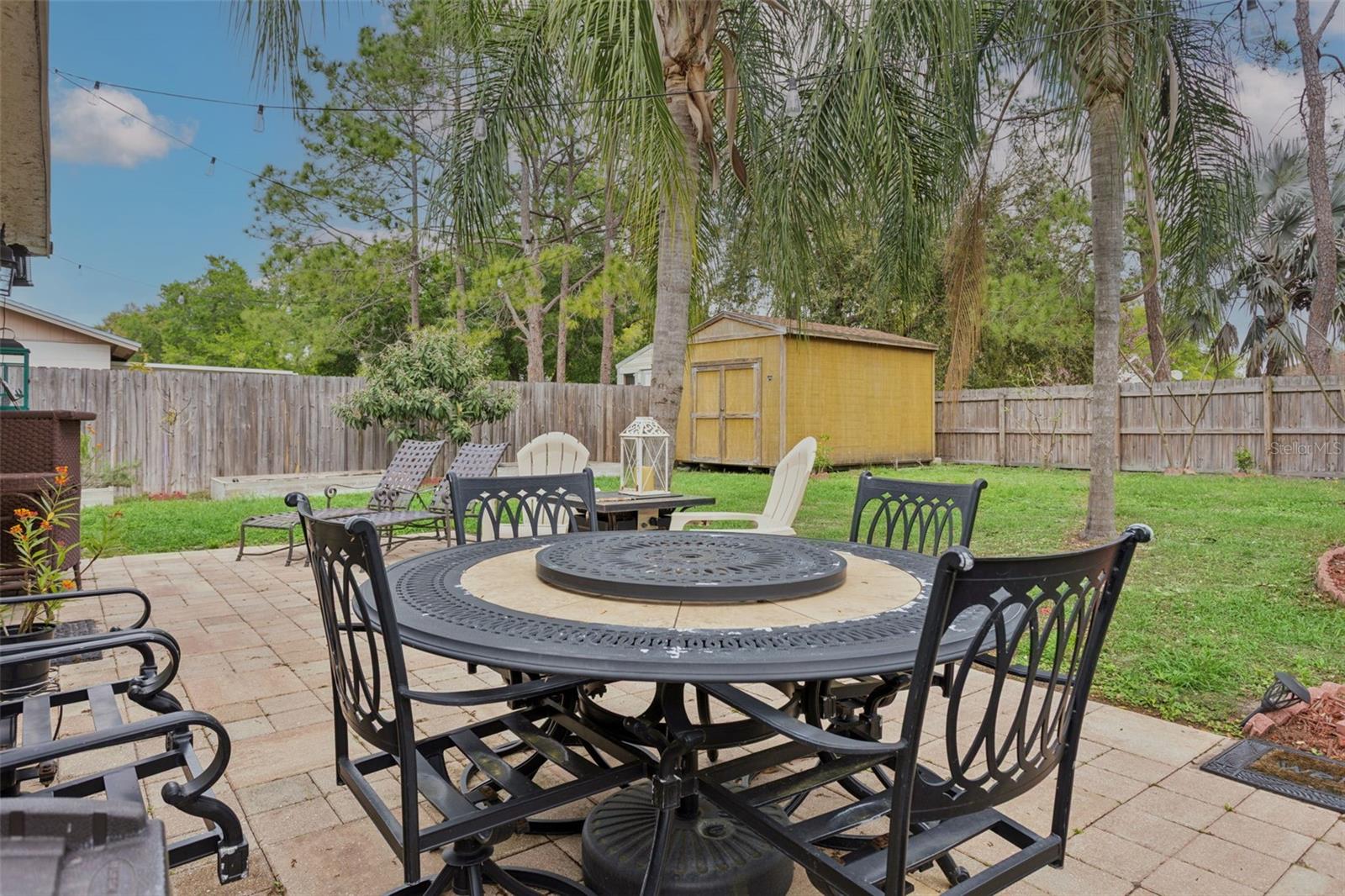 CARROLLWOOD MEADOWS UNIT VI SE - Residential