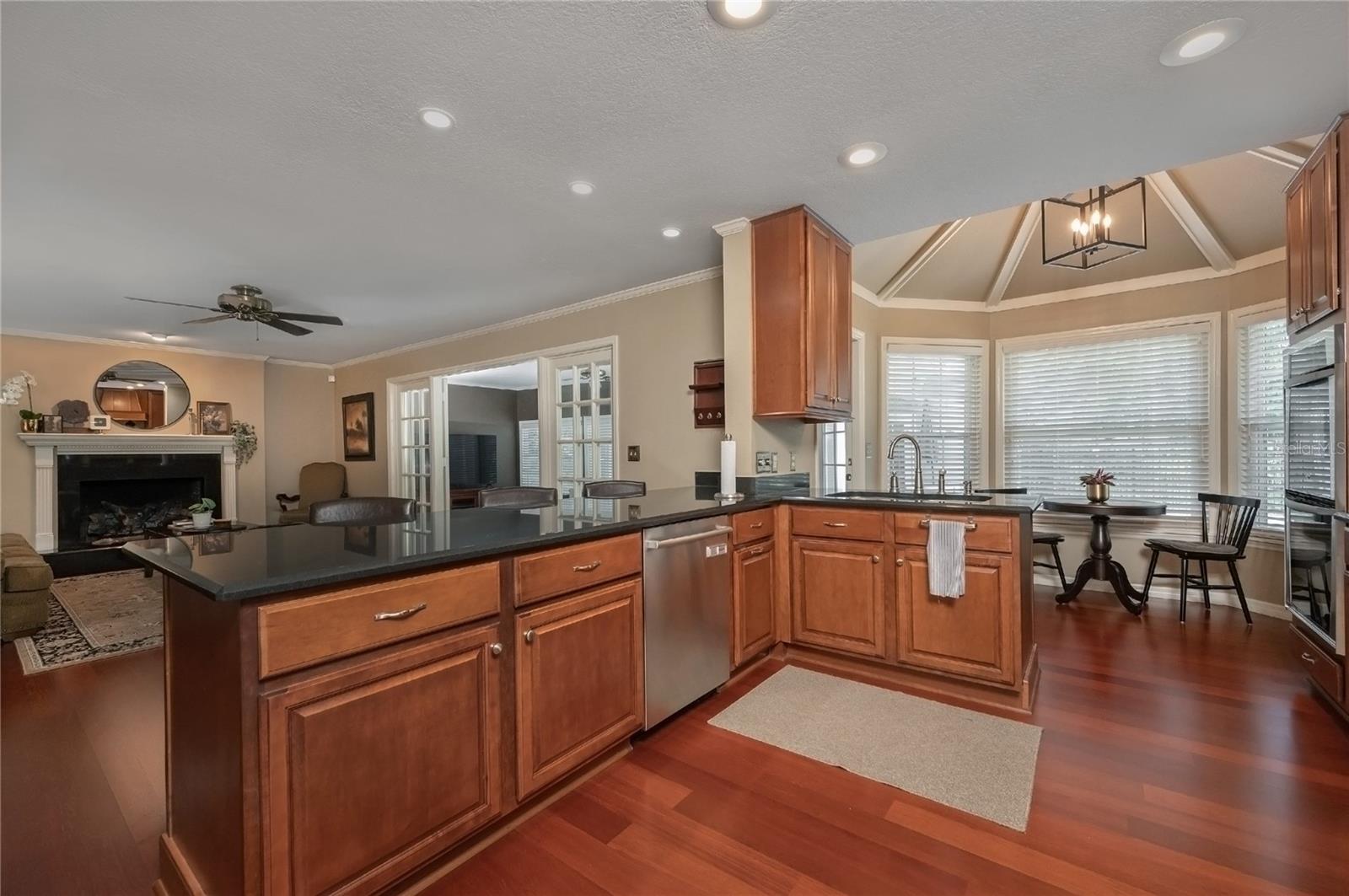 104 FOREST POINT LANE