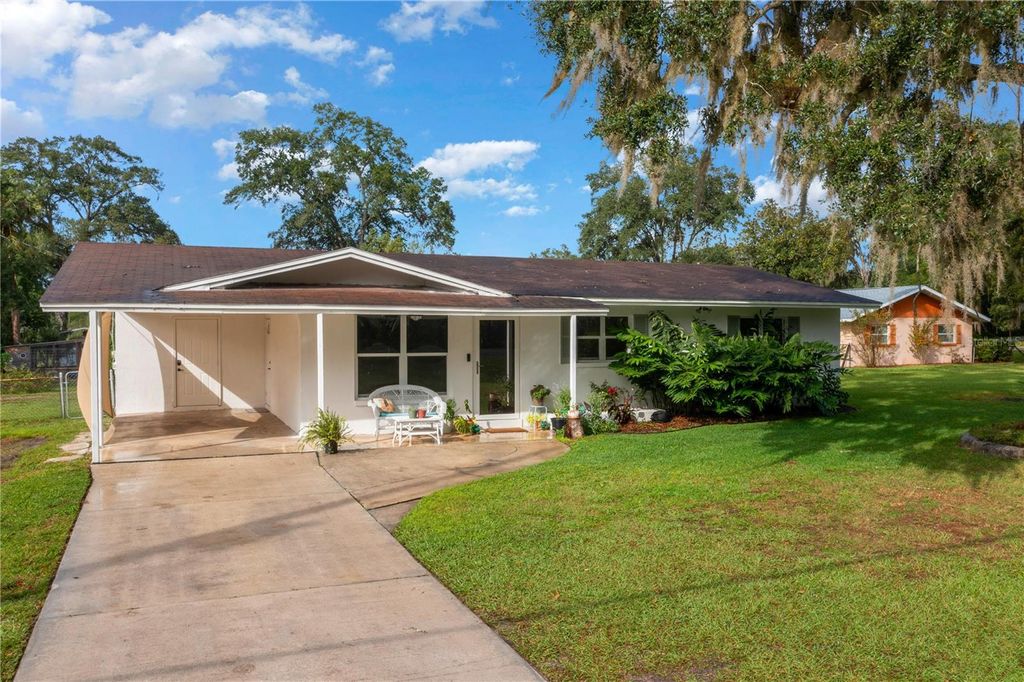 Photo of 4023 NE 7th Street, Ocala, FL 34470 (MLS # OM711338)