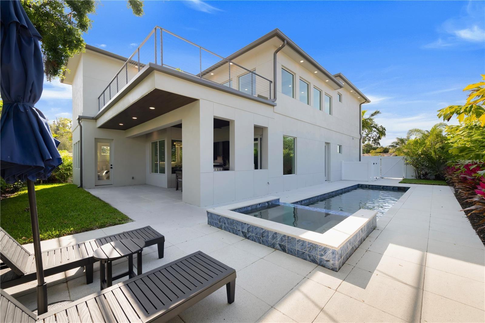 POINSETTIA PARK 2 - Residential